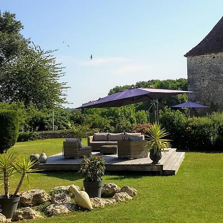 Bed and Breakfast Le Grand Cedre Lolme Екстер'єр фото